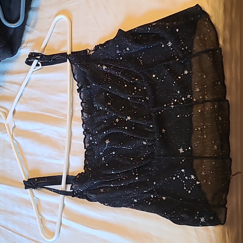 Star crop tank, size medium, black